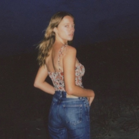 THE ANA in White Batik Floral - Picture 2 of 5